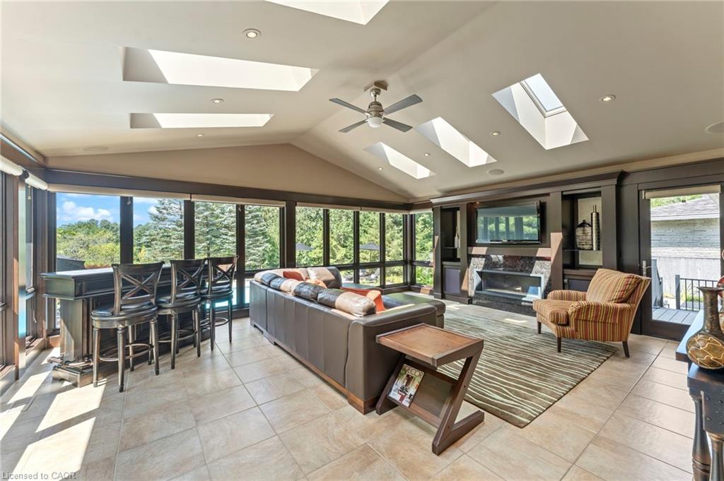 25 Sunset Drive, Simcoe, ON - Indoor