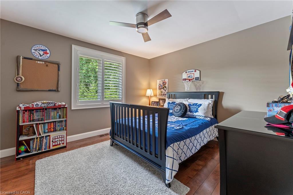25 Sunset Drive, Simcoe, ON - Indoor Photo Showing Bedroom