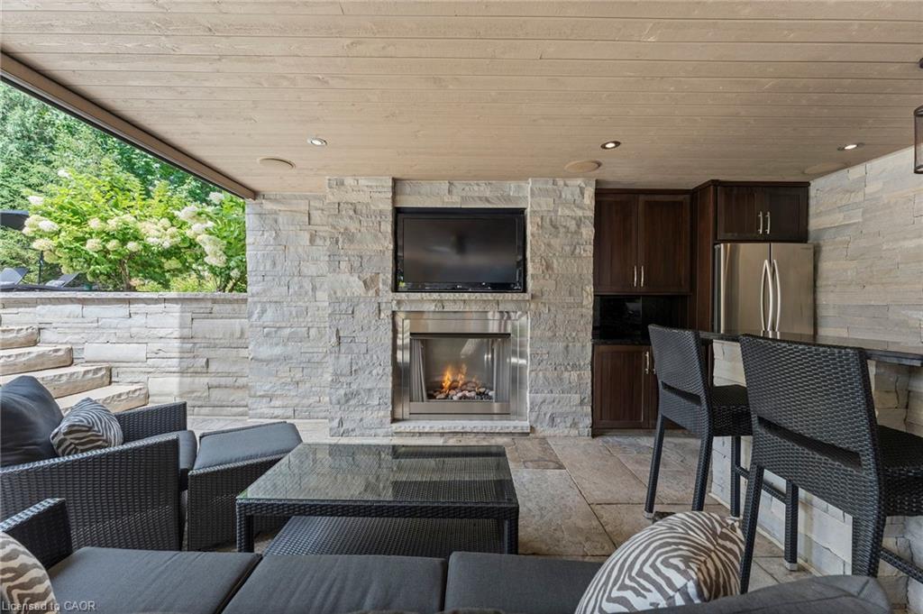 25 Sunset Drive, Simcoe, ON - Photo Showing Other Room With Fireplace