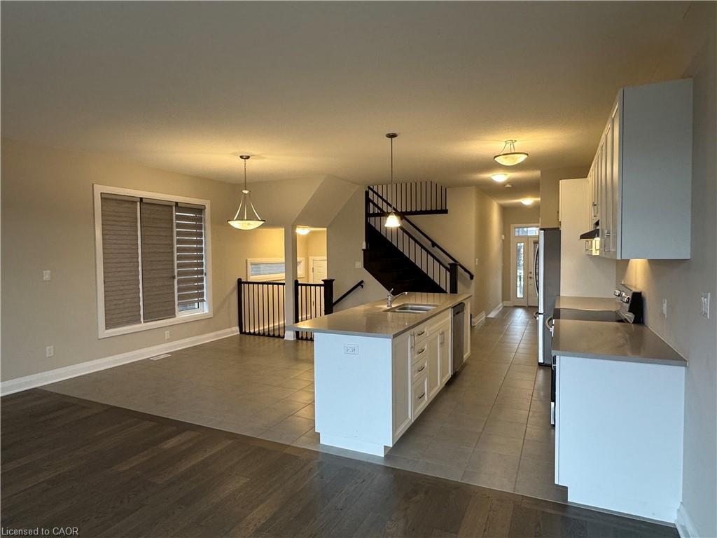 Upper Level-14 Sportsman Hill Street, Kitchener, ON - Indoor Photo Showing Kitchen