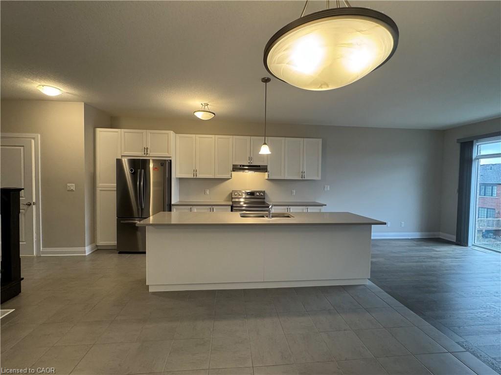 Upper Level-14 Sportsman Hill Street, Kitchener, ON - Indoor Photo Showing Kitchen With Stainless Steel Kitchen