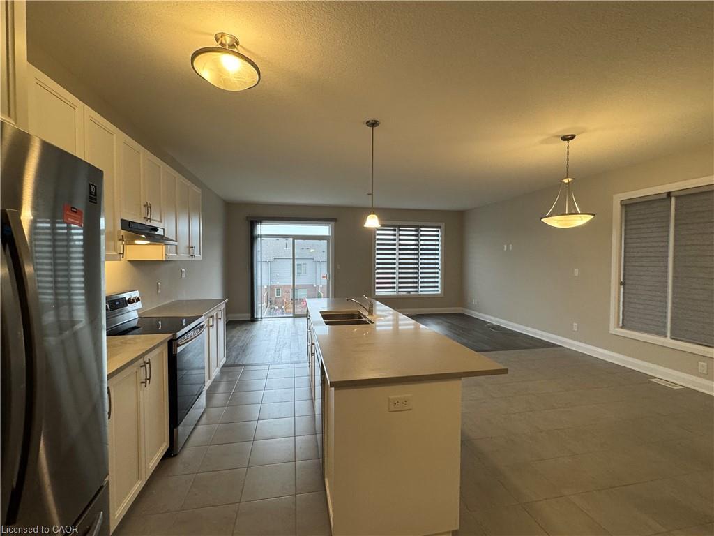 Upper Level-14 Sportsman Hill Street, Kitchener, ON - Indoor Photo Showing Kitchen