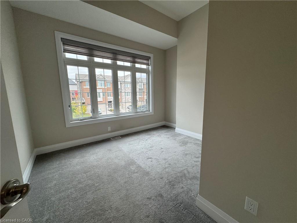 Upper Level-14 Sportsman Hill Street, Kitchener, ON - Indoor Photo Showing Other Room