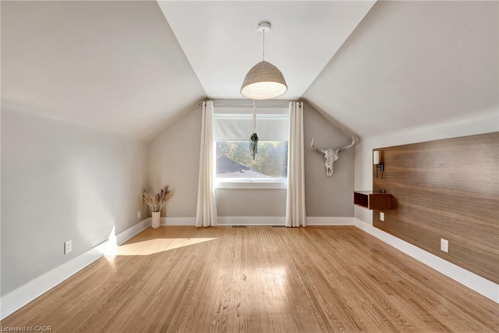 254 Pinewood Place, Waterloo, ON - Indoor Photo Showing Other Room