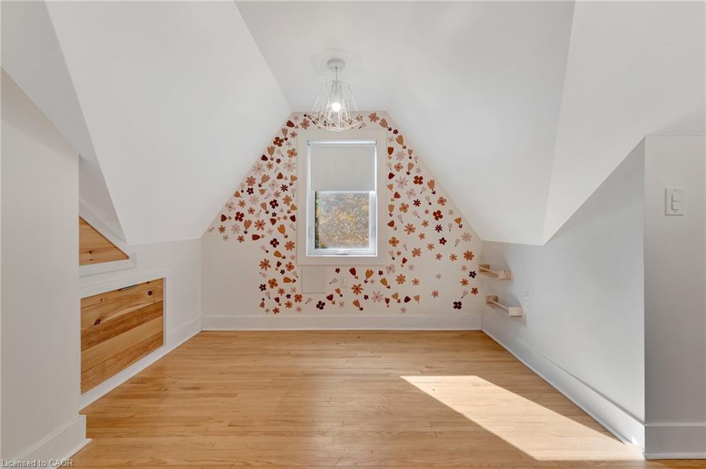 254 Pinewood Place, Waterloo, ON - Indoor Photo Showing Other Room