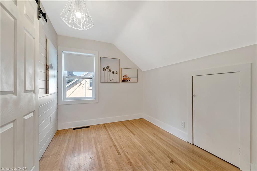 254 Pinewood Place, Waterloo, ON - Indoor Photo Showing Other Room