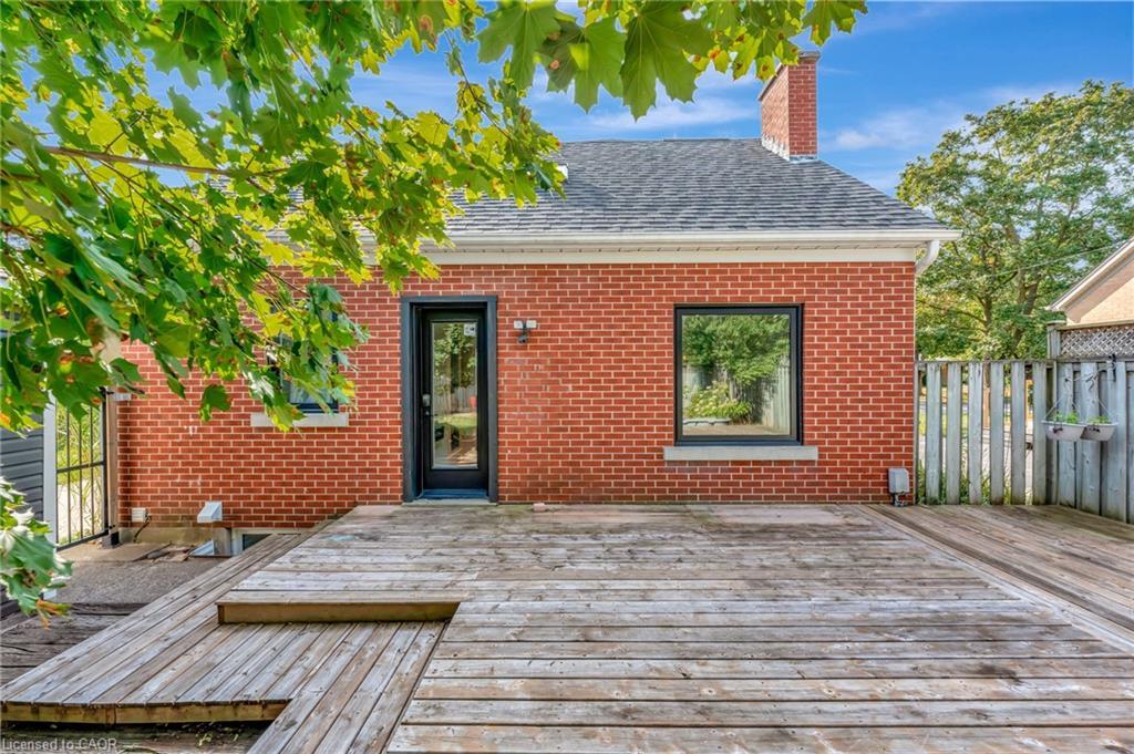 254 Pinewood Place, Waterloo, ON - Outdoor With Deck Patio Veranda With Exterior