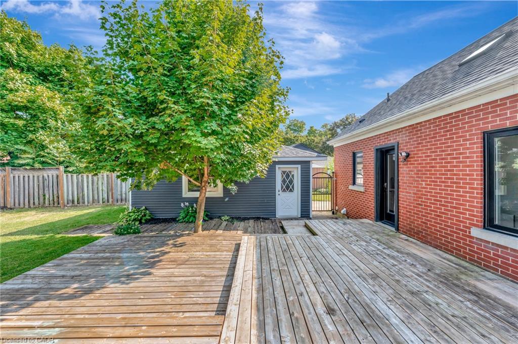 254 Pinewood Place, Waterloo, ON - Outdoor With Deck Patio Veranda With Exterior