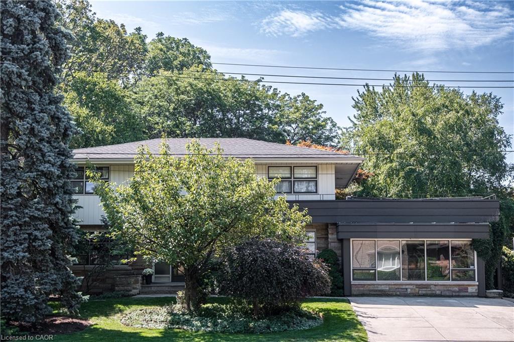 6 Freeland Court, Hamilton, ON - Outdoor