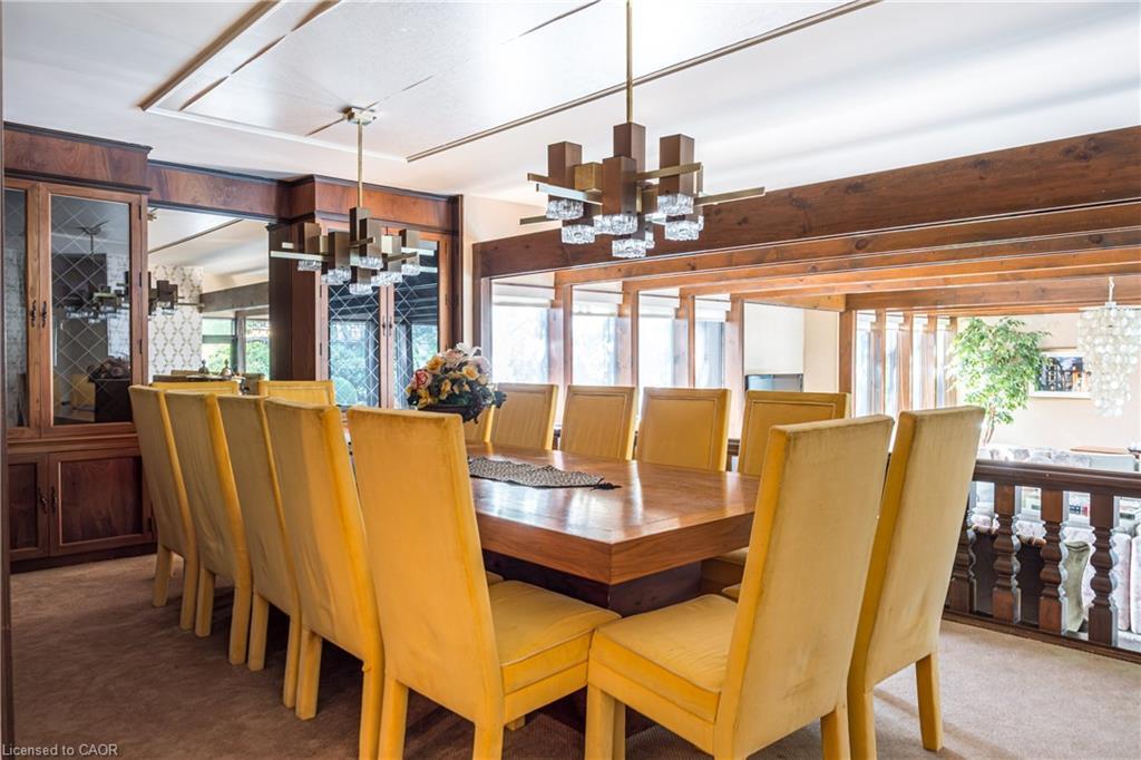 6 Freeland Court, Hamilton, ON - Indoor Photo Showing Dining Room