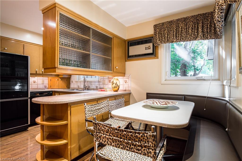 6 Freeland Court, Hamilton, ON - Indoor