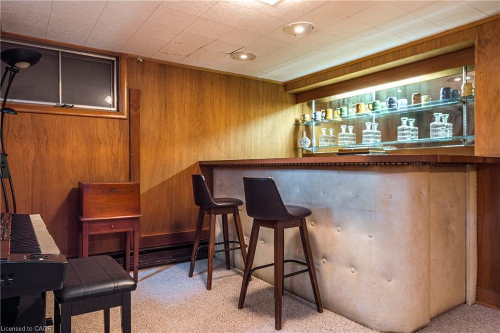 6 Freeland Court, Hamilton, ON - Indoor Photo Showing Other Room