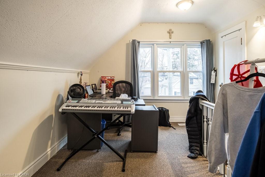 109 Royal Avenue, Hamilton, ON - Indoor Photo Showing Office