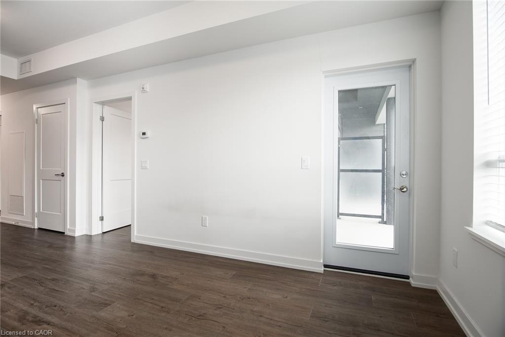 505-251 Northfield Drive E, Waterloo, ON - Indoor Photo Showing Other Room