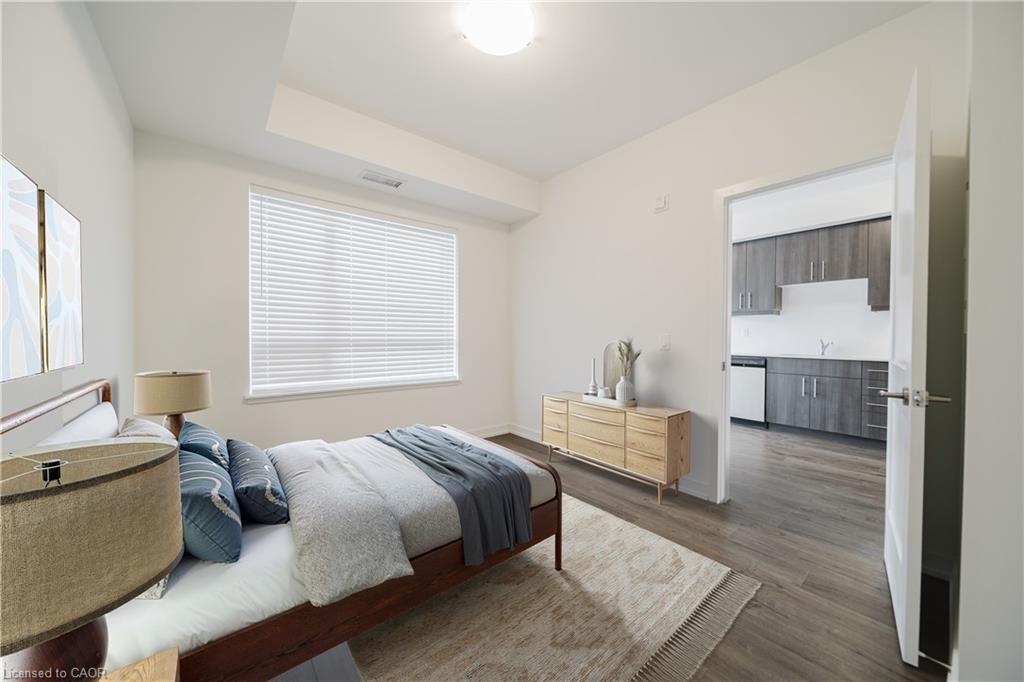 505-251 Northfield Drive E, Waterloo, ON - Indoor Photo Showing Bedroom