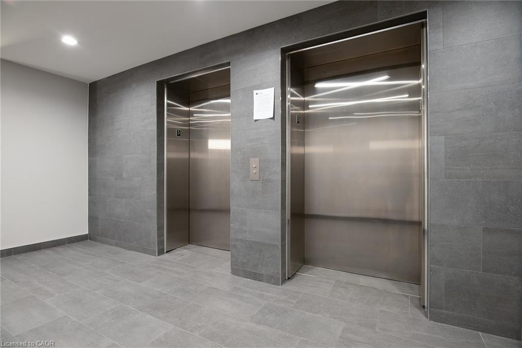 505-251 Northfield Drive E, Waterloo, ON - Indoor