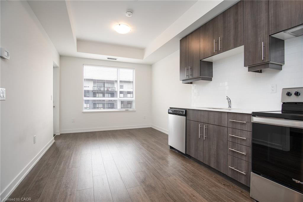 505-251 Northfield Drive E, Waterloo, ON - Indoor Photo Showing Kitchen