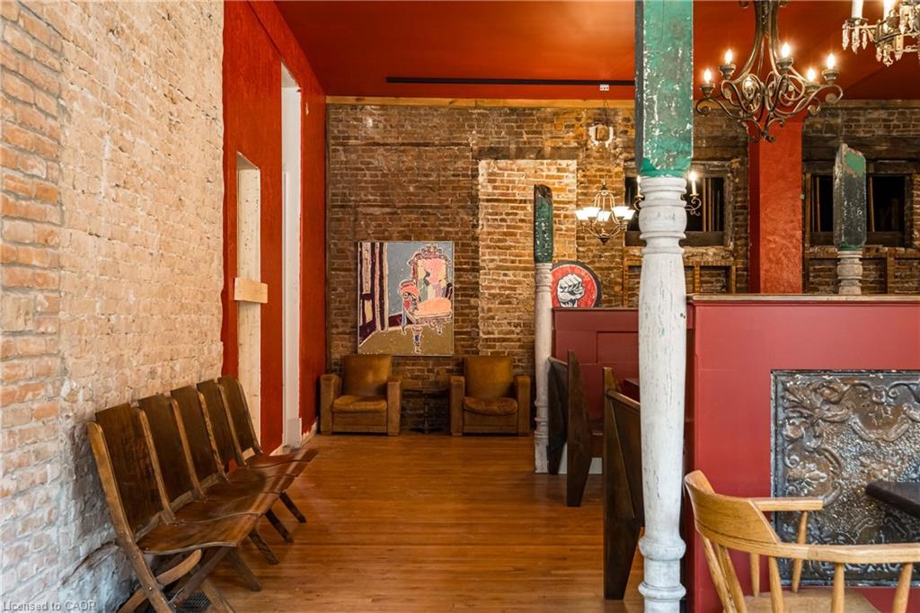 3 Main Street, Hamilton, ON