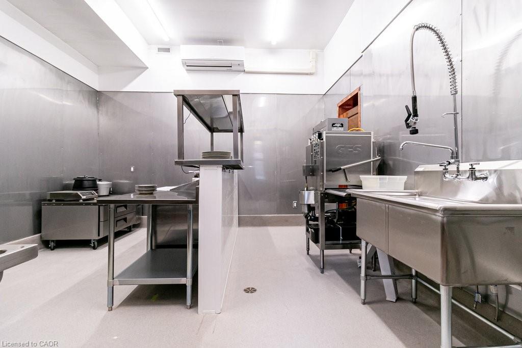 3 Main Street, Hamilton, ON