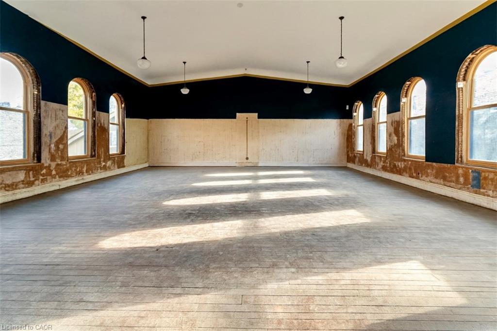 3 Main Street, Hamilton, ON