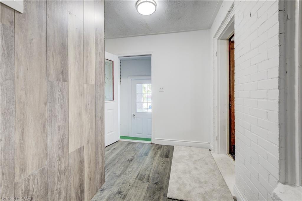 44 Walter Street, Kitchener, ON - Indoor Photo Showing Other Room