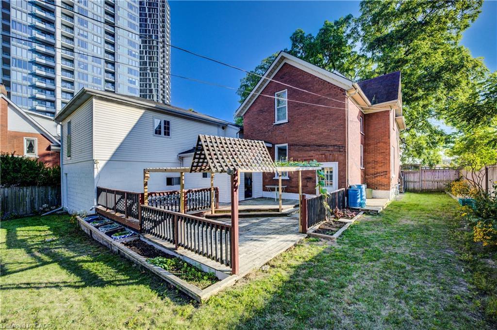 44 Walter Street, Kitchener, ON - Outdoor