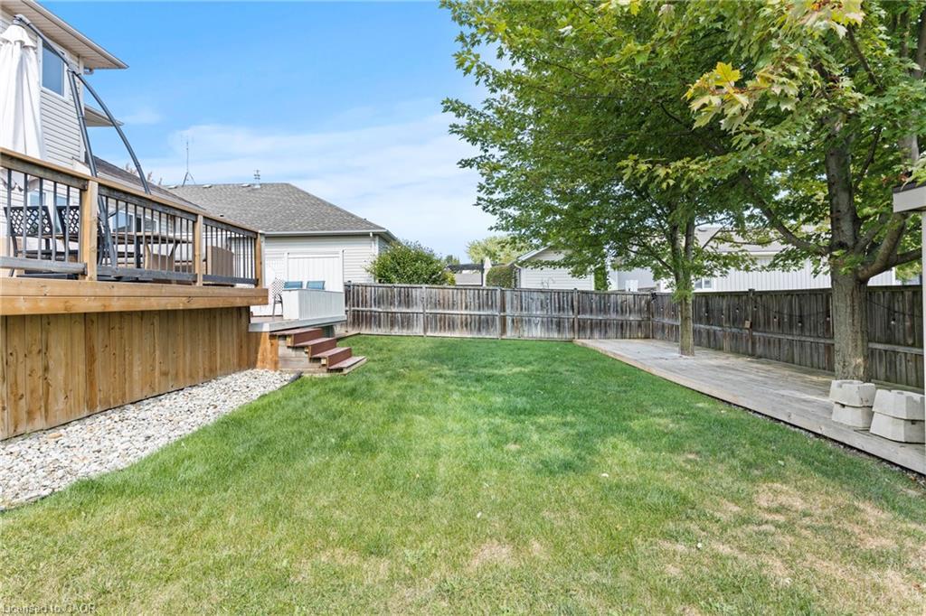 25 Bianca Drive, Niagara-On-The-Lake, ON - Outdoor With Deck Patio Veranda With Backyard
