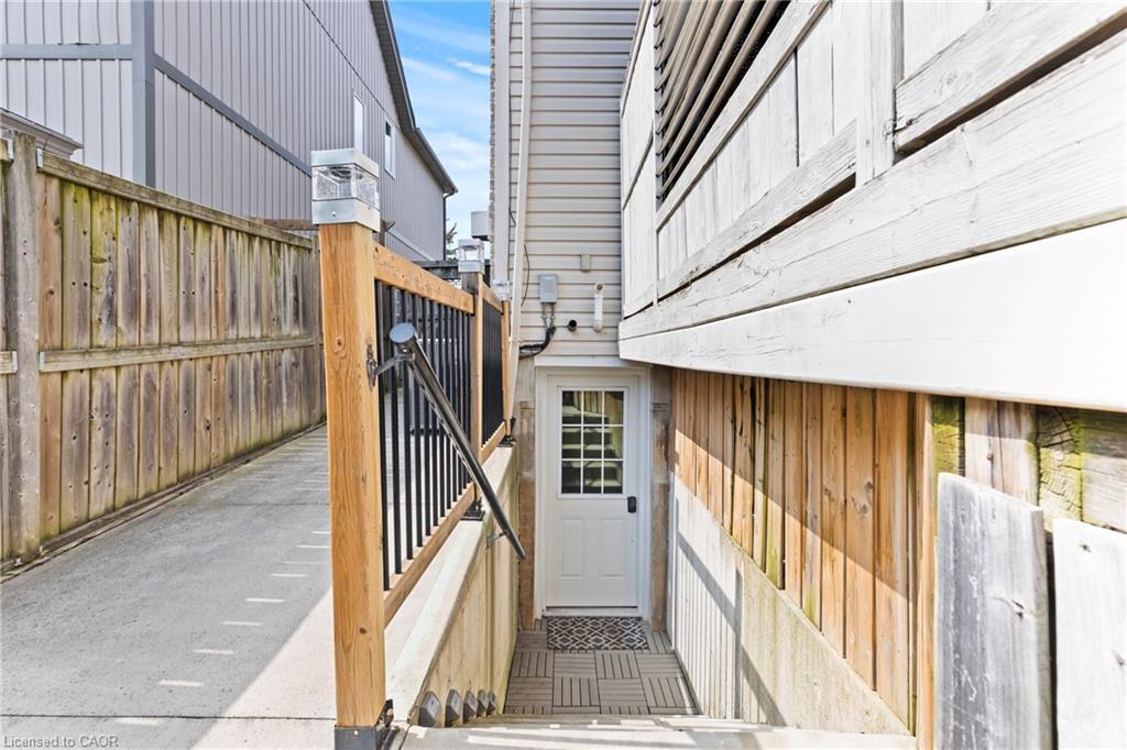 25 Bianca Drive, Niagara-On-The-Lake, ON - Outdoor With Exterior