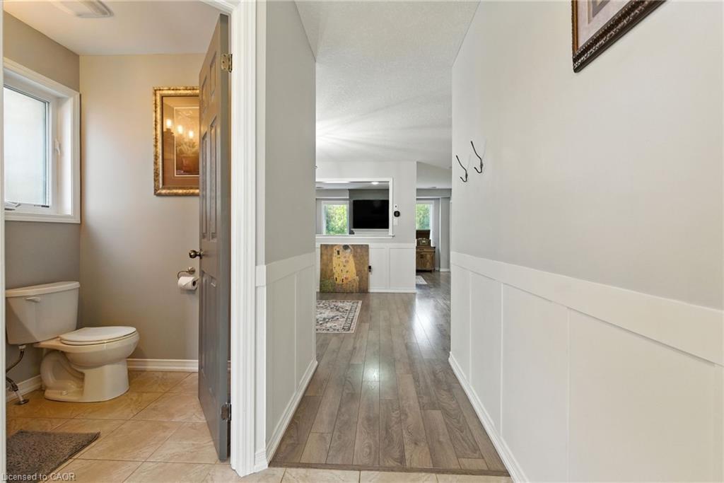 8769 Dogwood Crescent, Niagara Falls, ON - Indoor Photo Showing Bathroom