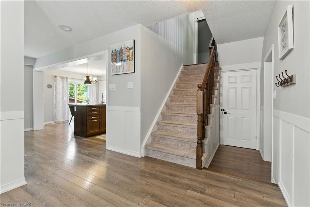 8769 Dogwood Crescent, Niagara Falls, ON - Indoor Photo Showing Other Room