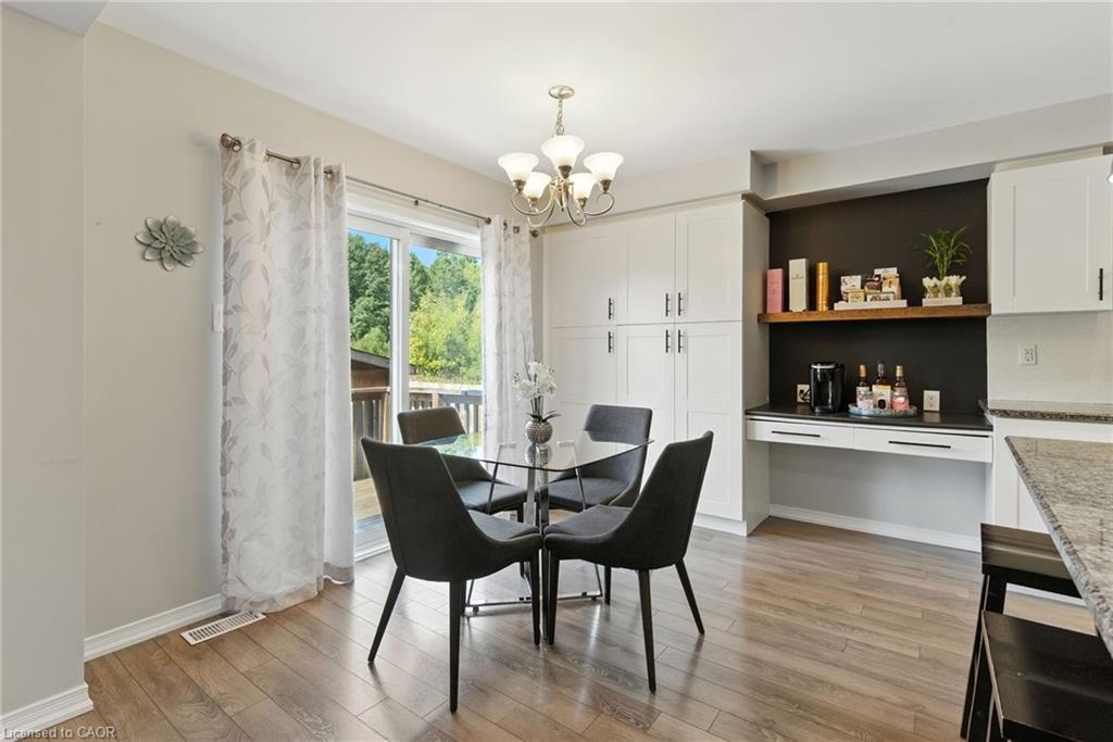 8769 Dogwood Crescent, Niagara Falls, ON - Indoor Photo Showing Dining Room