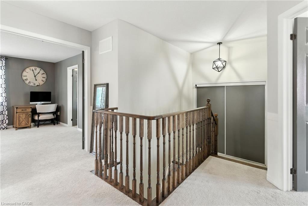 8769 Dogwood Crescent, Niagara Falls, ON - Indoor Photo Showing Other Room