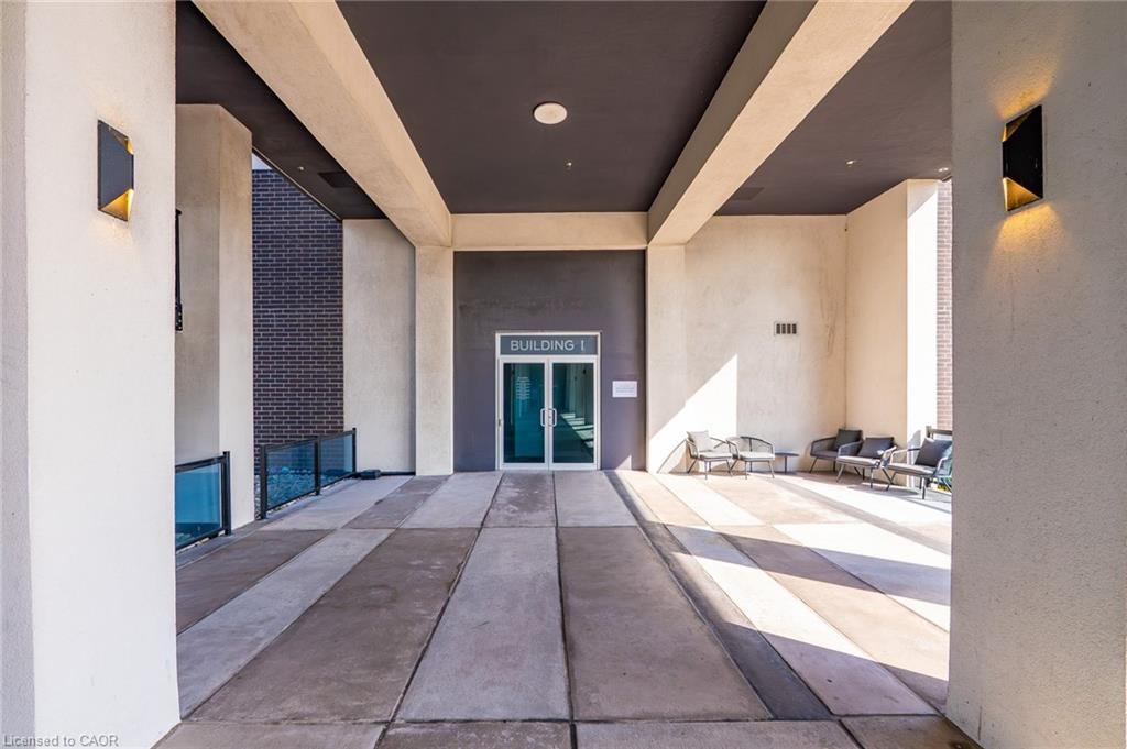 402-16 Concord Place, Grimsby, ON - Outdoor With Exterior