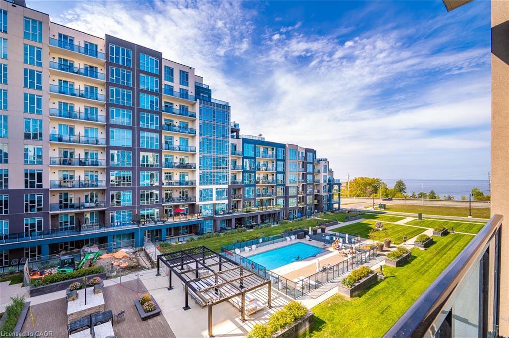 402-16 Concord Place, Grimsby, ON - Outdoor With Balcony