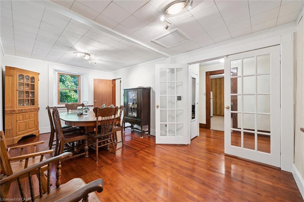 69 Nottingham Street, Guelph, ON - Indoor Photo Showing Dining Room