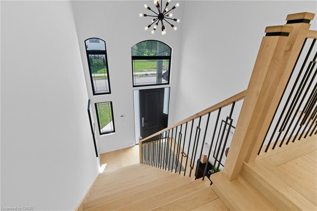 20 Ivy Crescent, Thorold, ON - Indoor Photo Showing Other Room