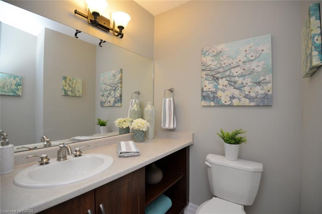 41 Sister Kern Terrace, Hamilton, ON - Indoor Photo Showing Bathroom