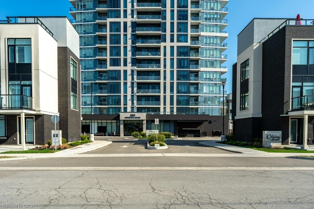 1402-385 Winston Road, Grimsby, ON - Outdoor With Facade