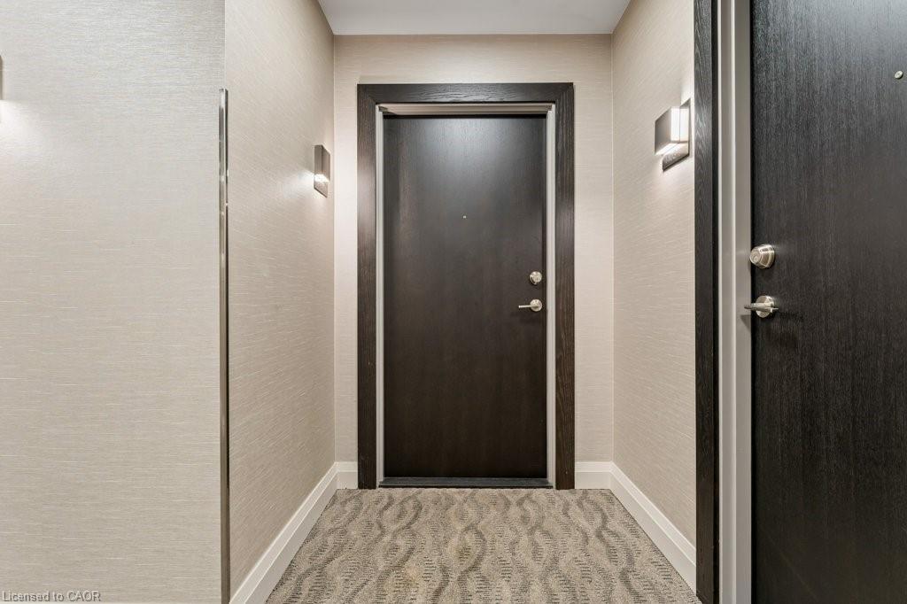 1402-385 Winston Road, Grimsby, ON - Indoor Photo Showing Other Room