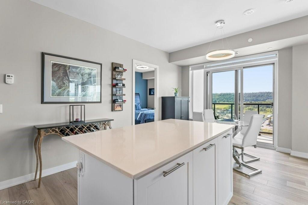 1402-385 Winston Road, Grimsby, ON - Indoor