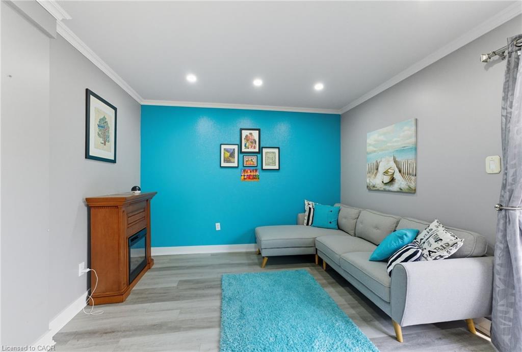 6-1300 Upper Ottawa Street, Hamilton, ON - Indoor