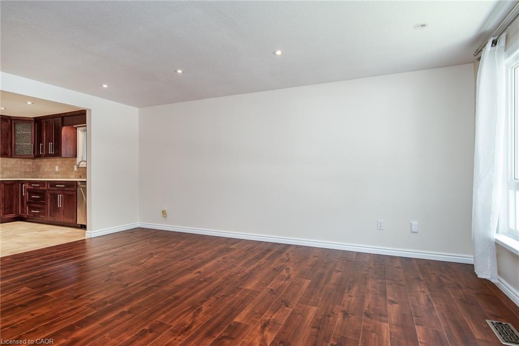 8 Pamela Place, Guelph, ON - Indoor