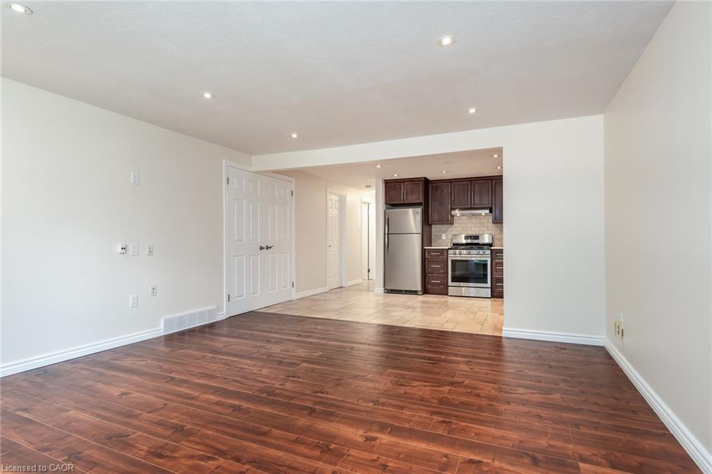 8 Pamela Place, Guelph, ON - Indoor