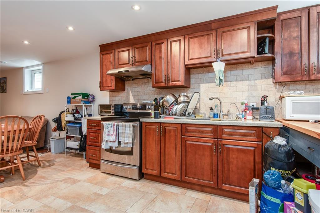 8 Pamela Place, Guelph, ON - Indoor Photo Showing Kitchen