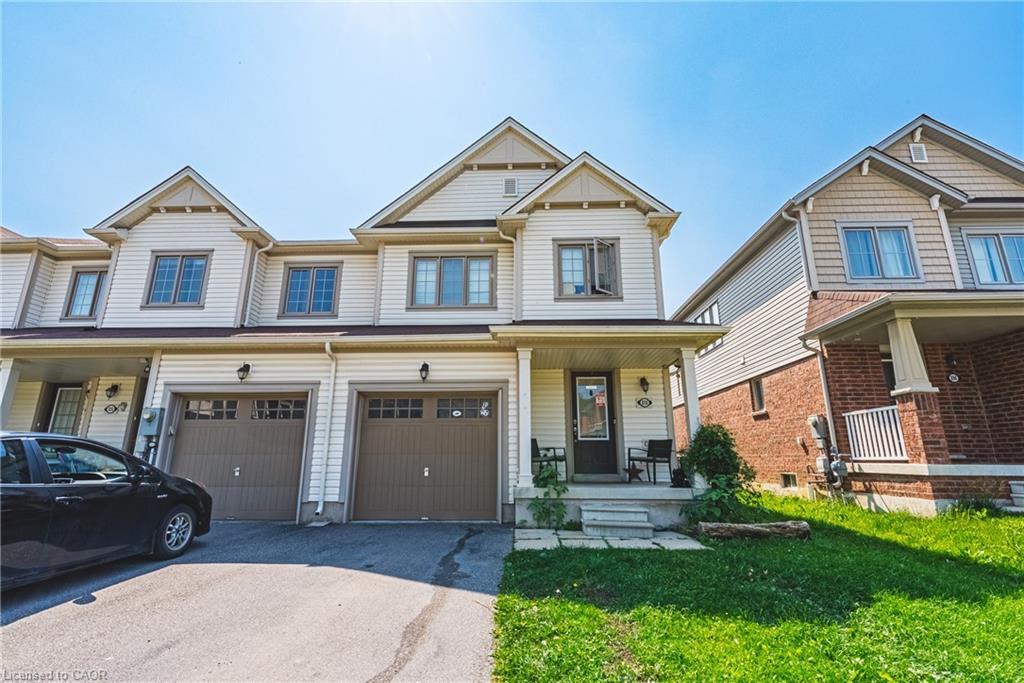 8258 Tulip Tree Drive, Niagara Falls, ON - Outdoor With Deck Patio Veranda With Facade
