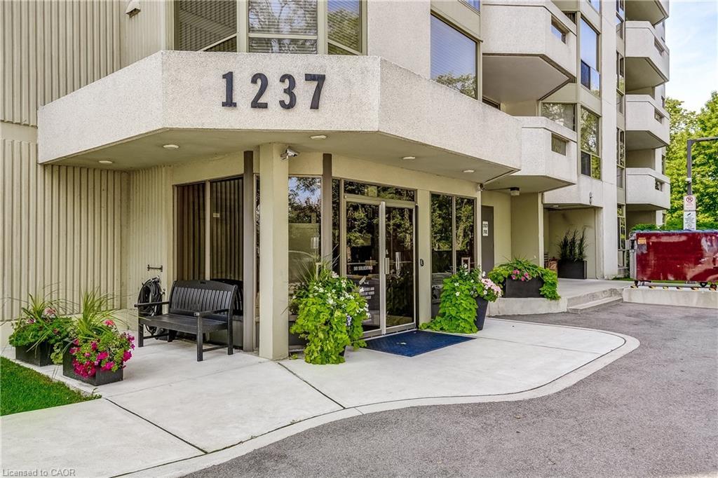 906-1237 North Shore Boulevard E, Burlington, ON - Outdoor