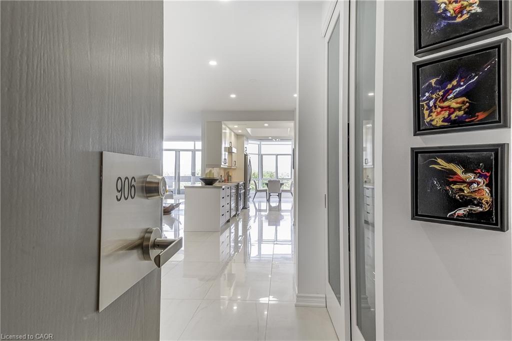 906-1237 North Shore Boulevard E, Burlington, ON - Indoor Photo Showing Other Room