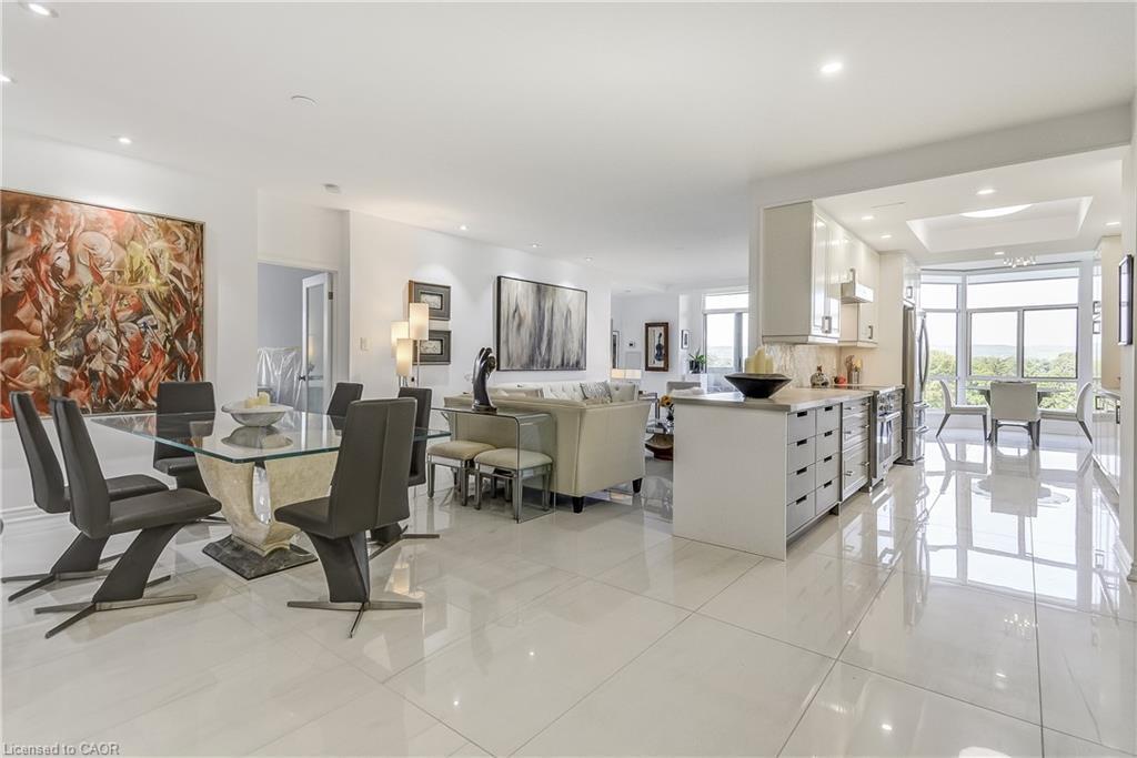 906-1237 North Shore Boulevard E, Burlington, ON - Indoor Photo Showing Other Room