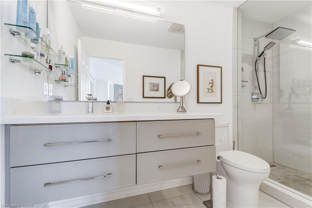 906-1237 North Shore Boulevard E, Burlington, ON - Indoor Photo Showing Bathroom