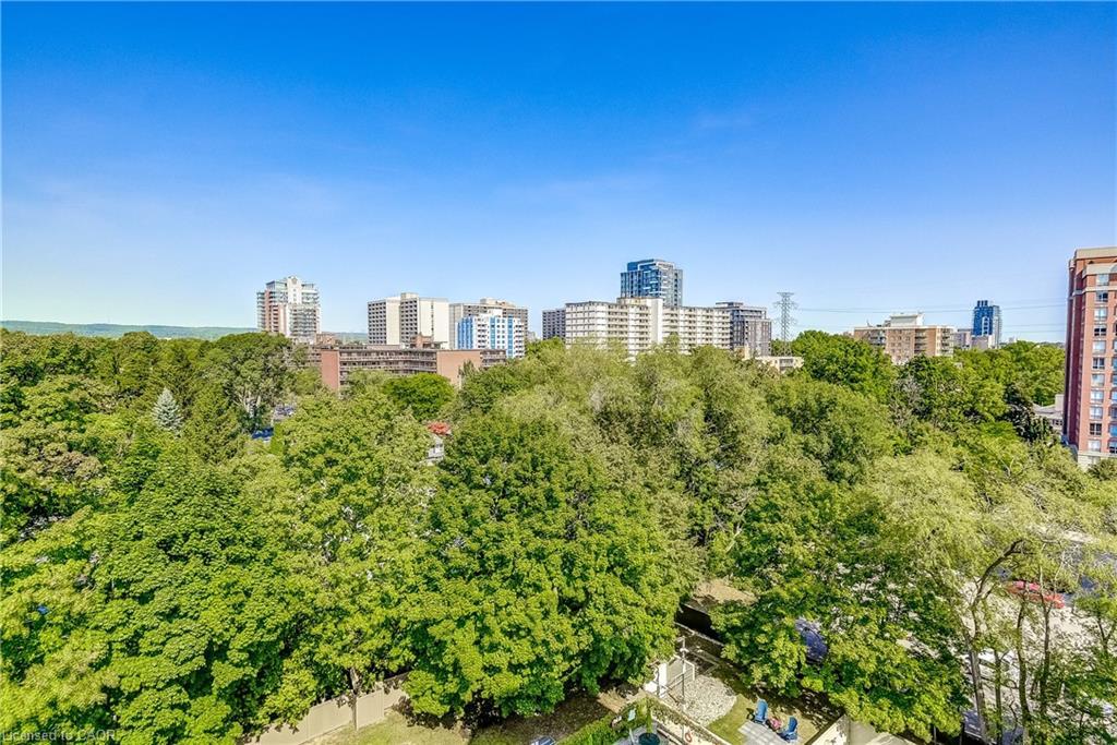 906-1237 North Shore Boulevard E, Burlington, ON - Outdoor With View